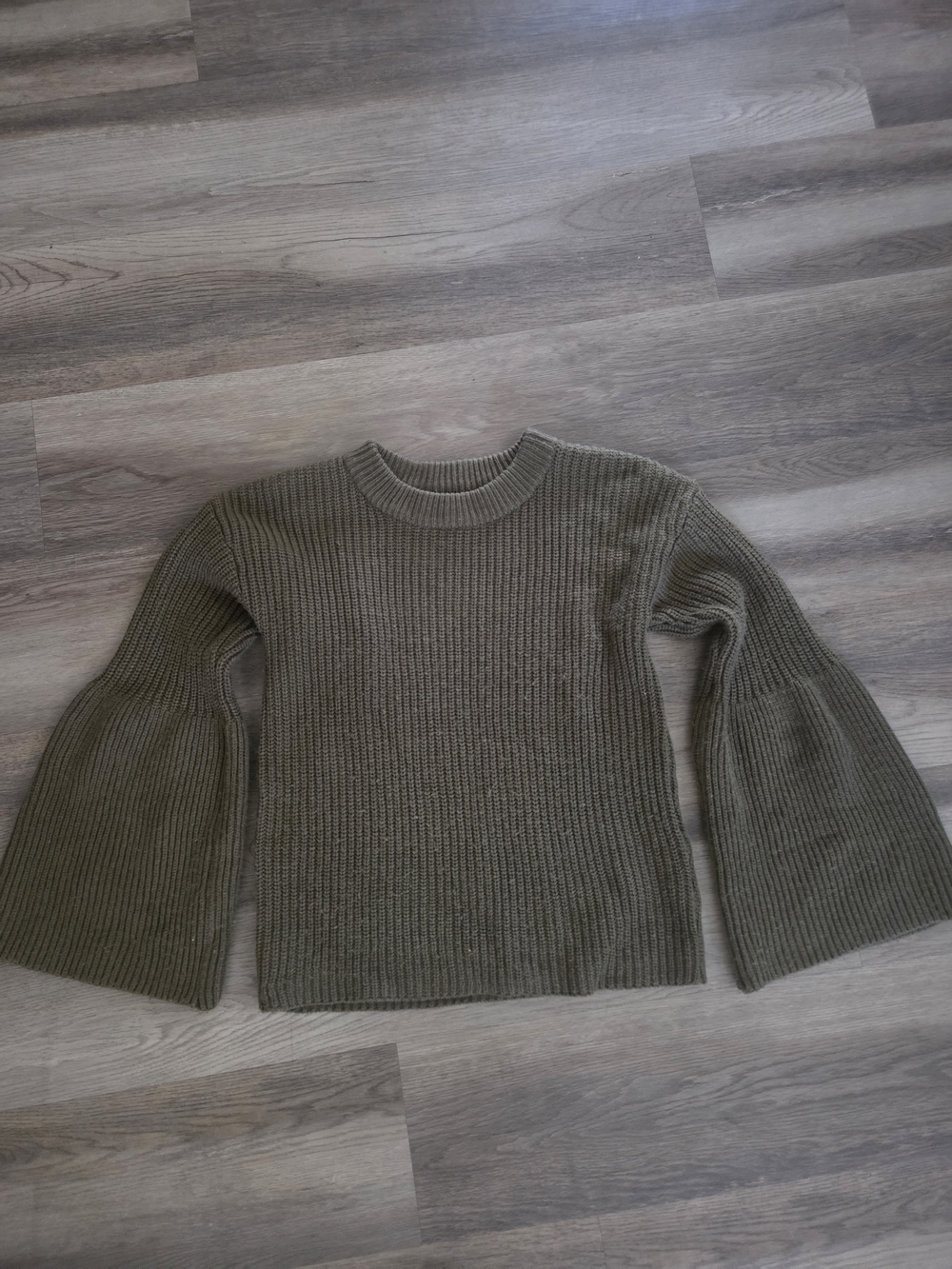 Sophie Rue Women's Bell Sleeve Olive Green Chunky Knit Sweater Sz S